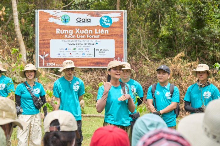 Hoa hau HHen Nie trong rung Thanh Hoa 2