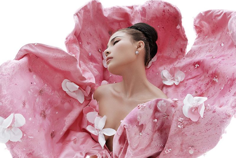 Th&uacute;y Diễm tung bộ ảnh quyến rũ, ngọt ng&agrave;o