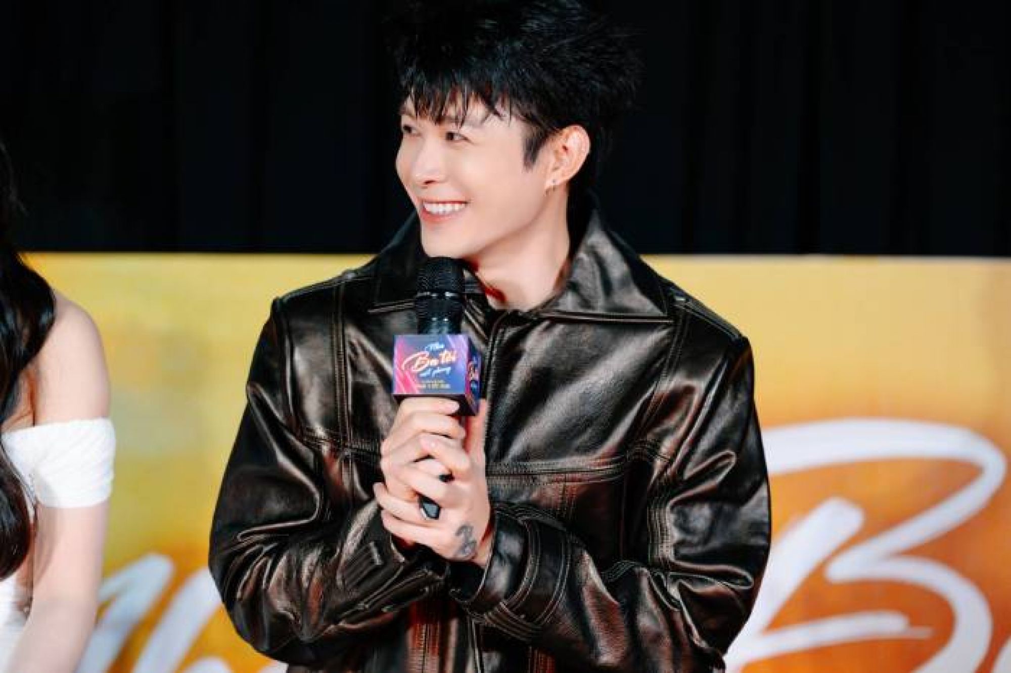 Anh T&uacute; Atus mất 2 năm để nhận lời mời đ&oacute;ng phim Tết của Trường Giang