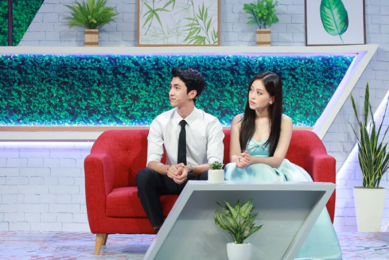 Phương Nga - B&igrave;nh An tiết lộ tr&aacute;i ngược về nụ h&ocirc;n đầu