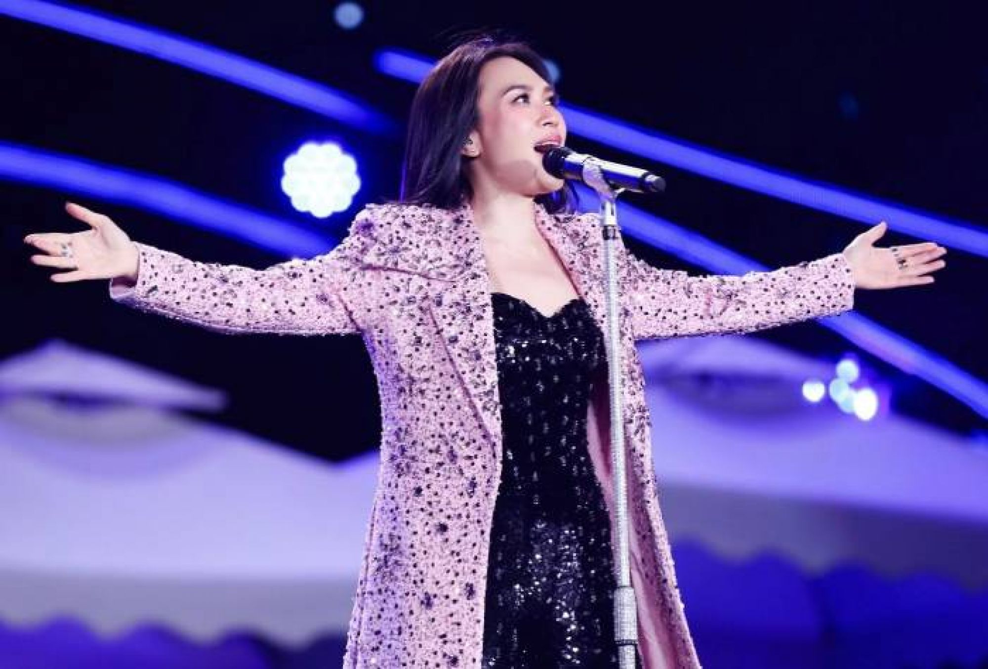 &ldquo;Chuyện để d&agrave;nh&rdquo; của Mỹ T&acirc;m vươn l&ecirc;n Top 1 YouTube Trending sau 4 ng&agrave;y ra mắt