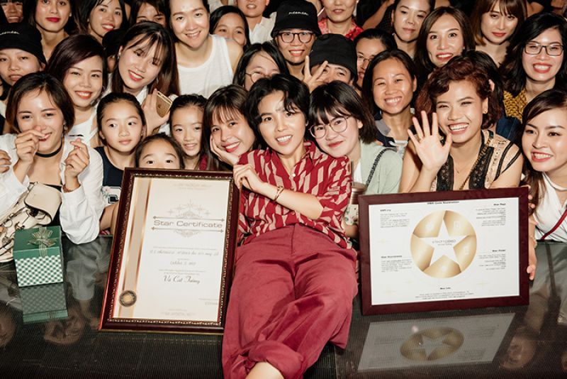 Vũ C&aacute;t Tường được fan tặng h&agrave;nh tinh mang t&ecirc;n m&igrave;nh