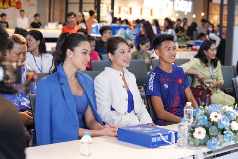 Chi Pu trở th&agrave;nh đại sứ Giải chạy UpRace 2023 "H&agrave;nh tr&igrave;nh hạnh ph&uacute;c"