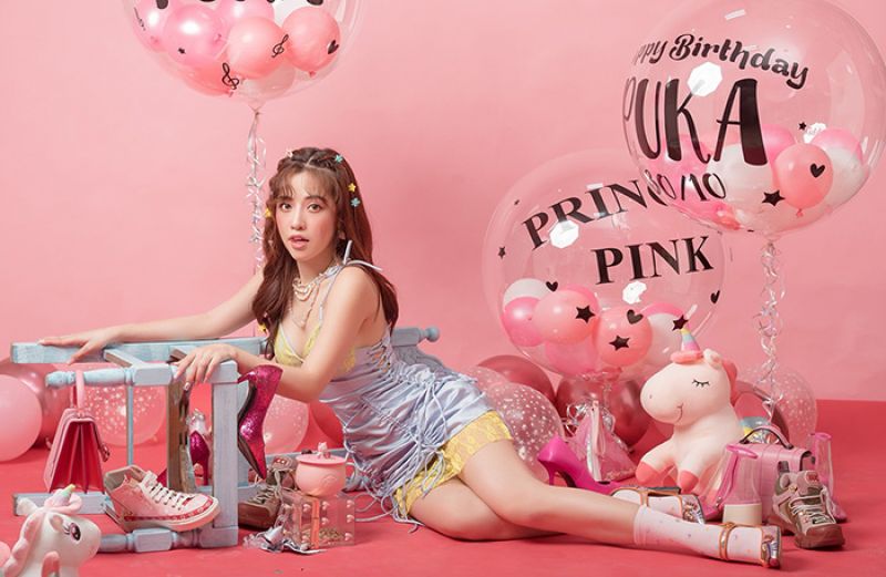 Puka &ldquo;hồng rực&rdquo; đ&oacute;n tuổi mới