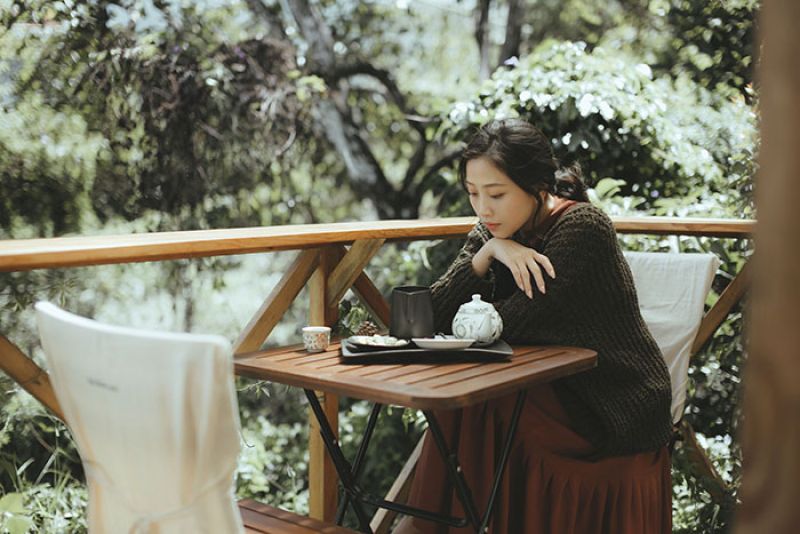 MC H&agrave; Trinh t&igrave;m kiếm lại Thanh xu&acirc;n &ldquo;rực rỡ&rdquo; trước khi bước qua tuổi mới