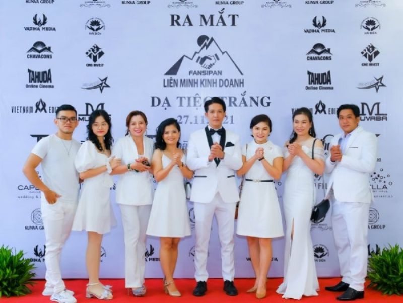 Khẳng định vị tr&iacute; thương hiệu tr&ecirc;n thị trường bằng m&ocirc; h&igrave;nh mới Li&ecirc;n Minh Kinh Doanh Fansipan