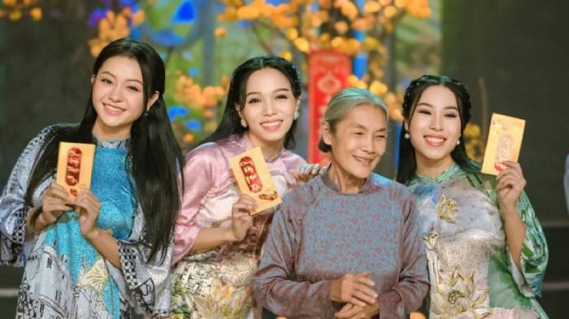 Nh&oacute;m Sen Việt kết hợp ăn &yacute; c&ugrave;ng nghệ sĩ Thanh Hiền trong MV mới